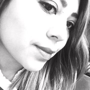 Meet your Posher, Violeta